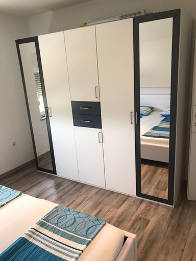 Others 4, Apartments Ban, Vodnjan