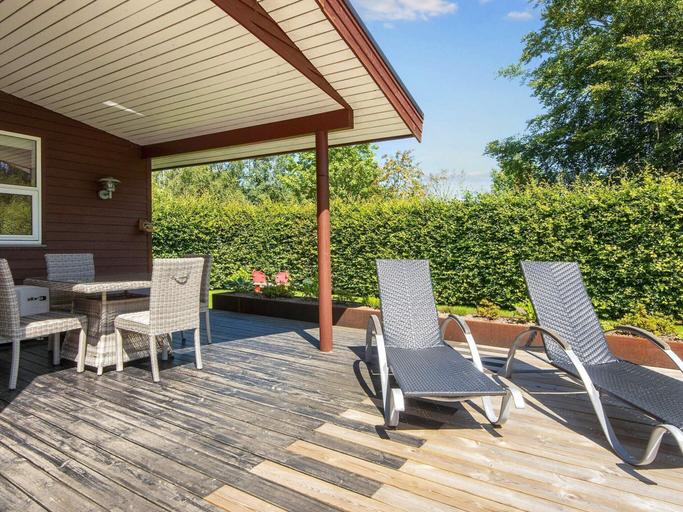 Others 4, Holiday Home in Glesborg, Norddjurs