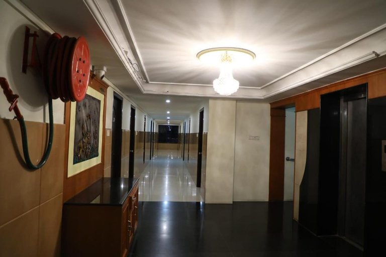 Others 3, Hotel Shrie Shaanth, Salem