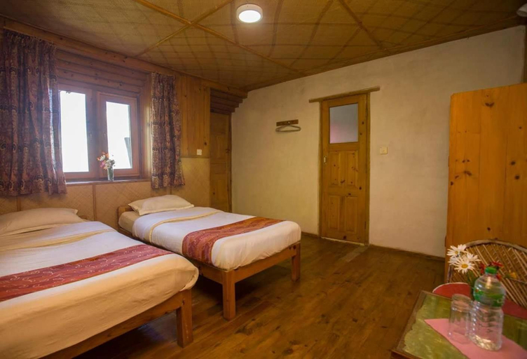 Bedroom 2, Everest Manla resort, Bagmati