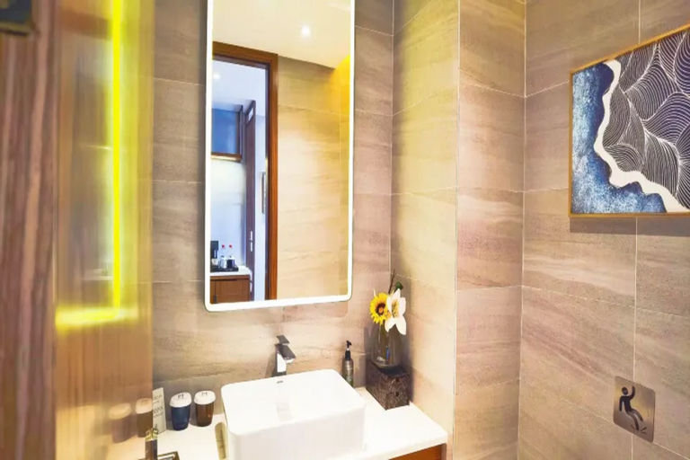 Bathroom, Yitel Collection (Shenyang North Railway Station), Shenyang