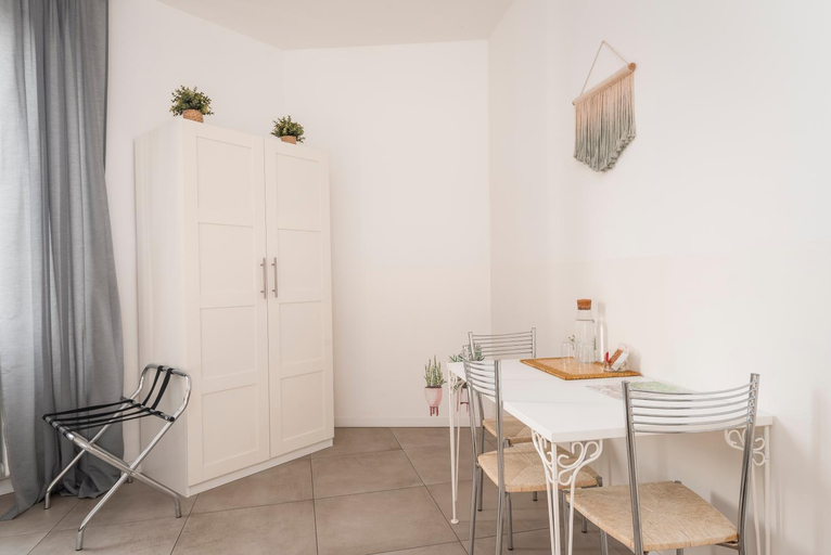 Others 5, Guesthouse Tree Rooms Modern, Bergamo