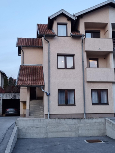 Others 5, Stan na dan Sunce, Istočno Sarajevo
