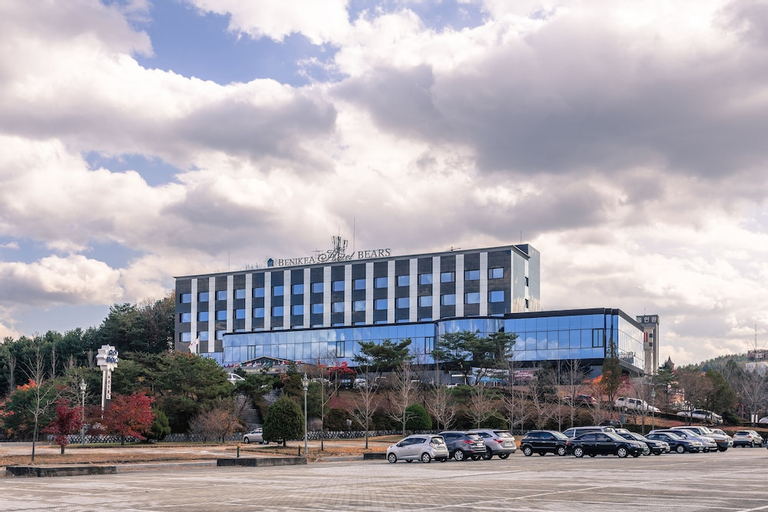 Chuncheon Bears Hotel, Chuncheon