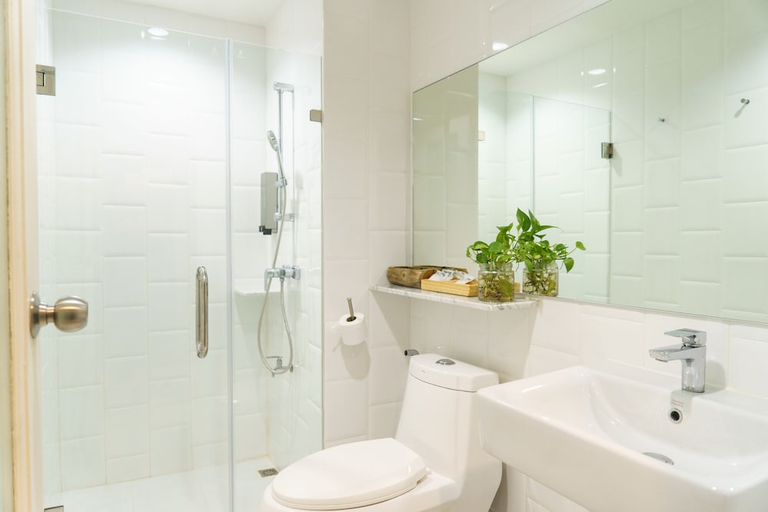 Bathroom 4, The Core Gallery Hotel, Muang Chiang Mai