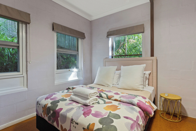 Bedroom 3, The Garden Burees, Byron