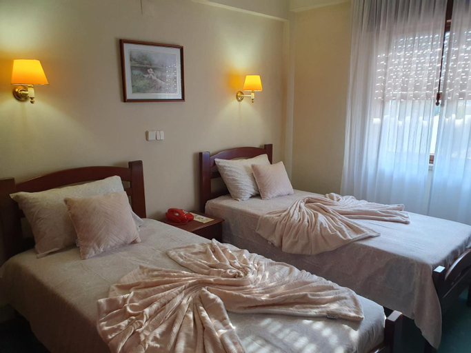 Bedroom 2, Hotel Peninsular, Leiria