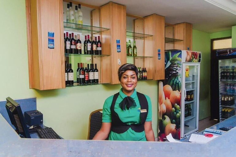 Food & Drinks 4, Korkdam Hotel, Accra