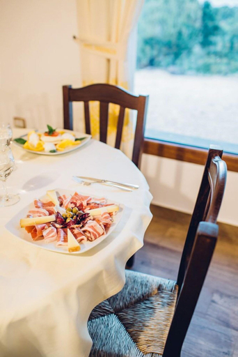 Food & Drinks 5, Hotel Barbagia, Nuoro