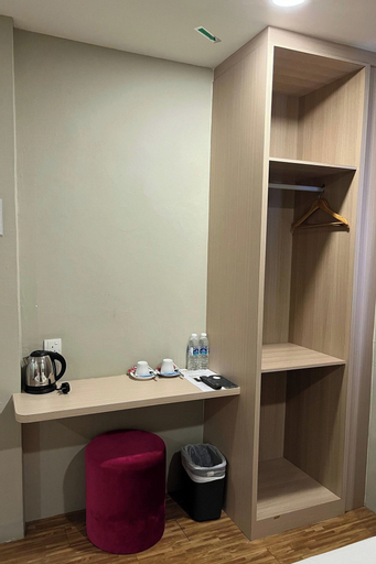 Amenities 30
