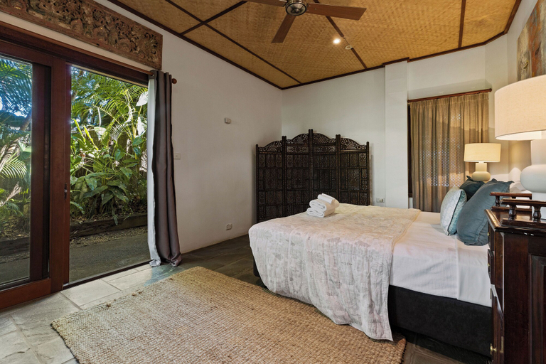 Bedroom 3, The Garden Burees, Byron