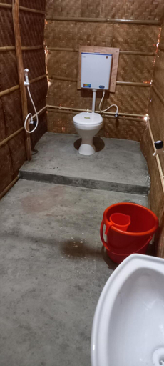 Bathroom, Dusk Till Dawn, Koppal