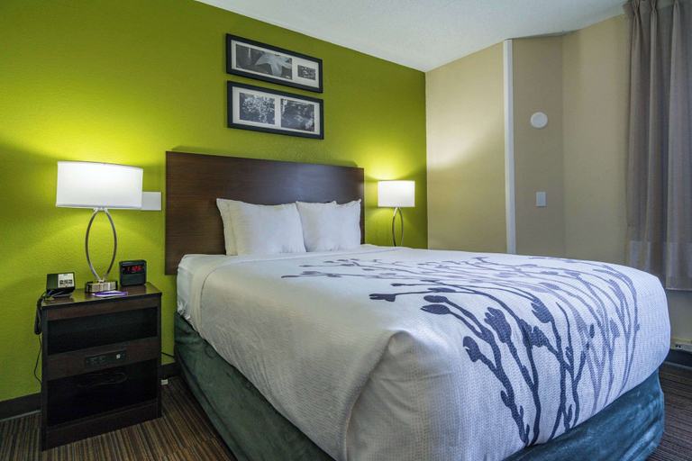 Bedroom 3, Sleep Inn Murfreesboro Shopping District, Rutherford