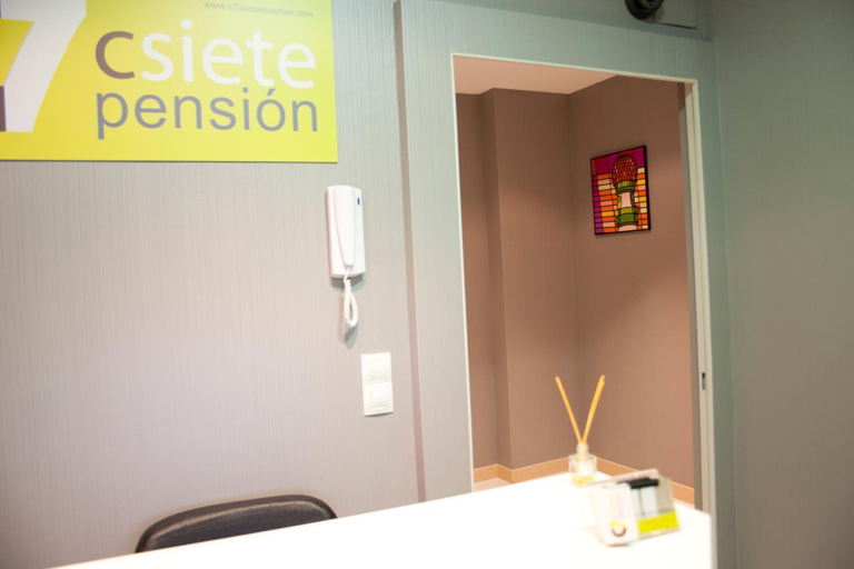 Lobby 4, Pension C7, Guipúzcoa