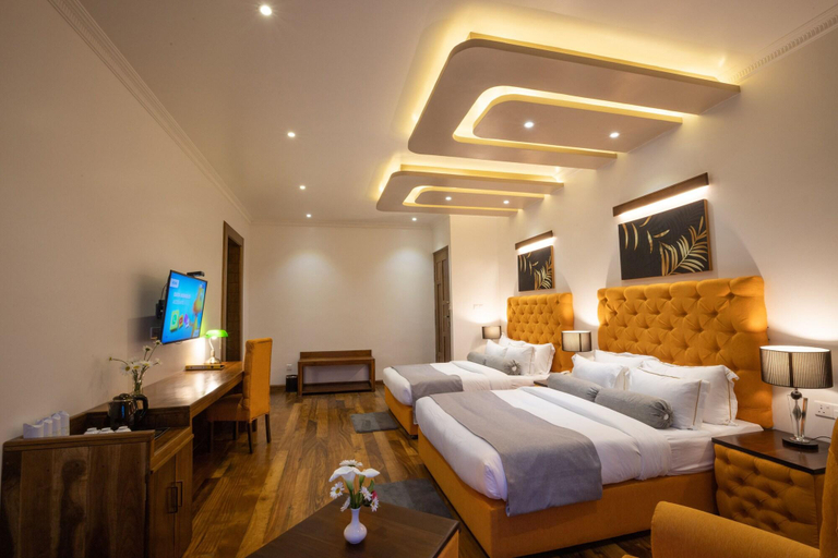 Bedroom 3, Hotel Grand Turf, Nuwara Eliya