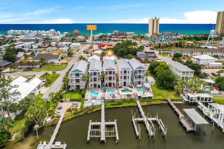 Exterior & Views 2, Beach Bay Getaway! Bayfront 4BR 4BA House Sleeps 12 Private Pool Boat Dock, Bay