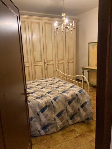 Bedroom 2, Andrea, Florence