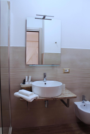 Bathroom 1, Guest House Bellavista Nebida, Carbonia-Iglesias