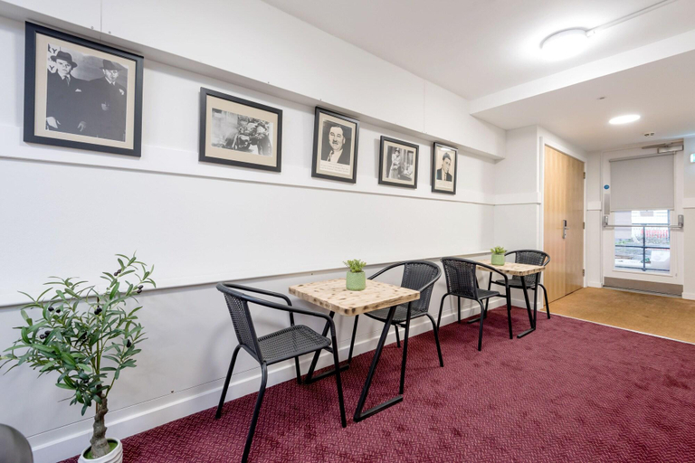 Public Area 2, Smith Place Hotel, Edinburgh