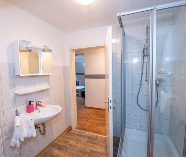 Bathroom, Lindenring Pension, Burgenlandkreis
