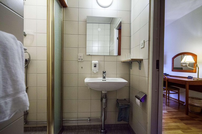 Bathroom 5, First Hotel Bengtsfors, Bengtsfors
