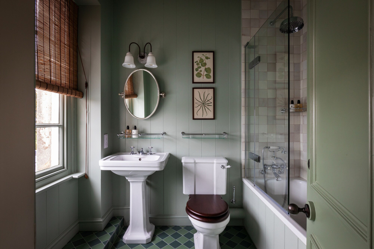 Bathroom 4, Cavendish Hotel, Derbyshire