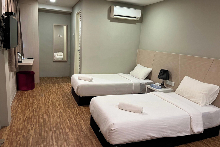 Bedroom 28