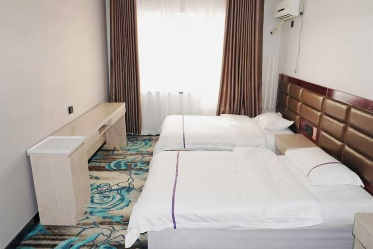 Bedroom 3, Qiyu Hotel, Altay