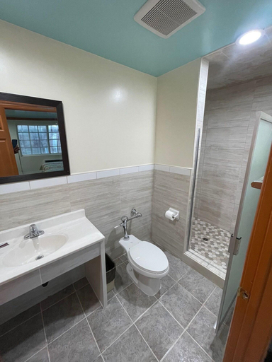 Bathroom 5, Hilltop Motor Inn, Los Angeles