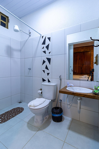 Bathroom 4, Villa Handam, Porto Seguro