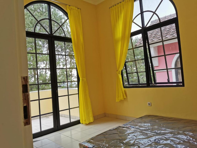 Others 3, Villa Kota Bunga 2 kamar harga budget, Bogor