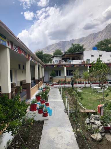 Others 4, Madina Hotel 2, Northern Areas