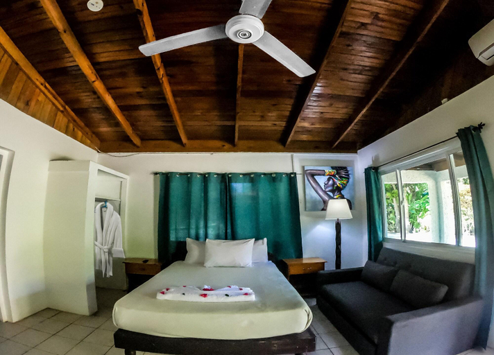 Bedroom 2, Xye Resort