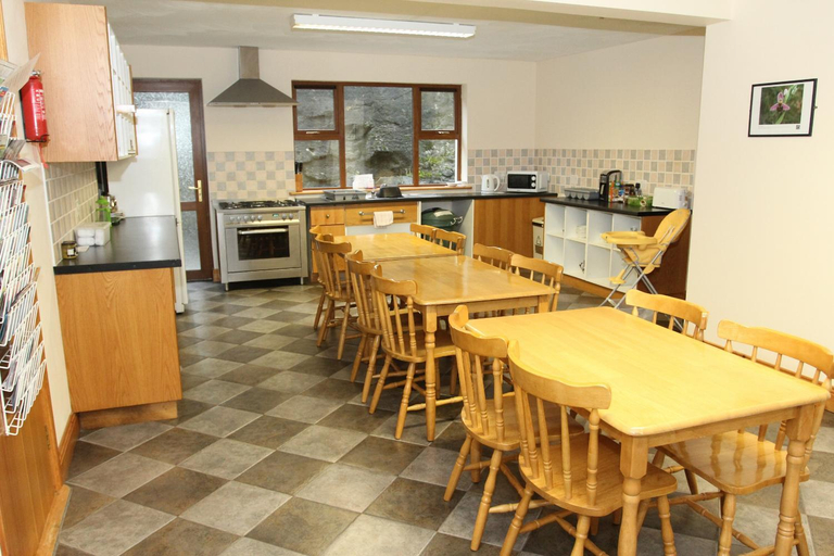 Others 3, Clare's Rock Hostel Budget B&B