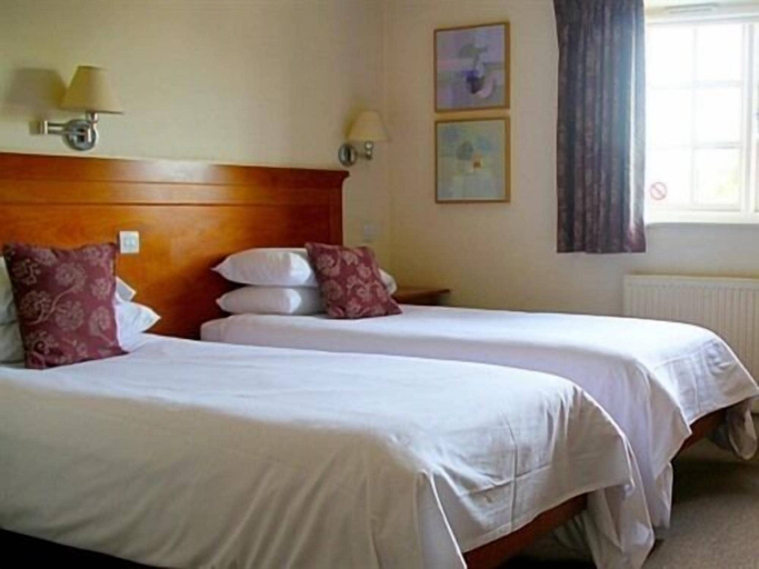 Bedroom 3, The Crown Inn, Swindon