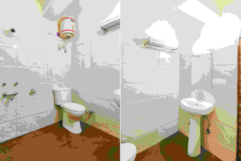 Bathroom, Fabhotel Vijay Palace, Kangra