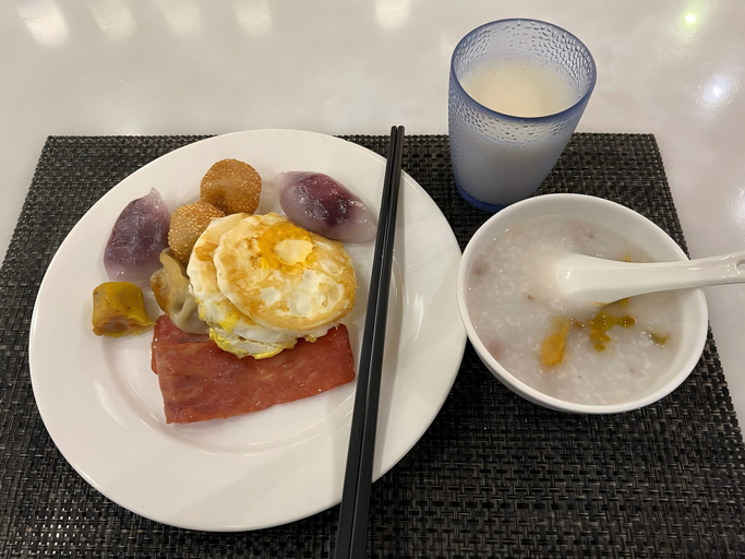 Food & Drinks 5, Shenzhen Pingshan Guest House （Pingshan Railway Station BYD HQ）, Shenzhen