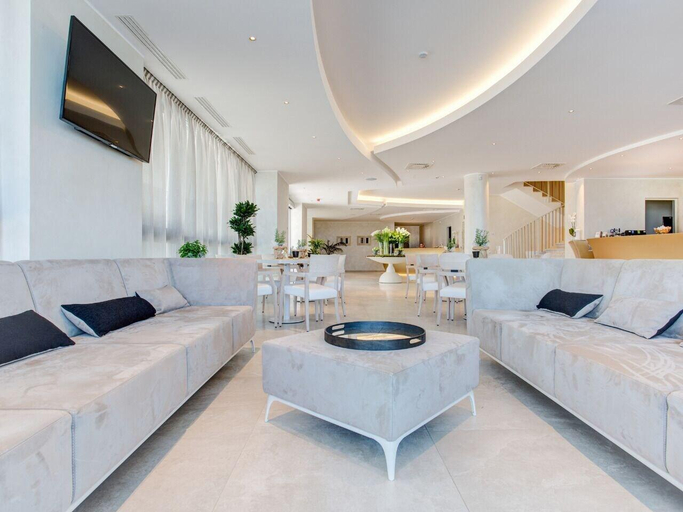 Public Area 4, Hotel Savini, Rimini