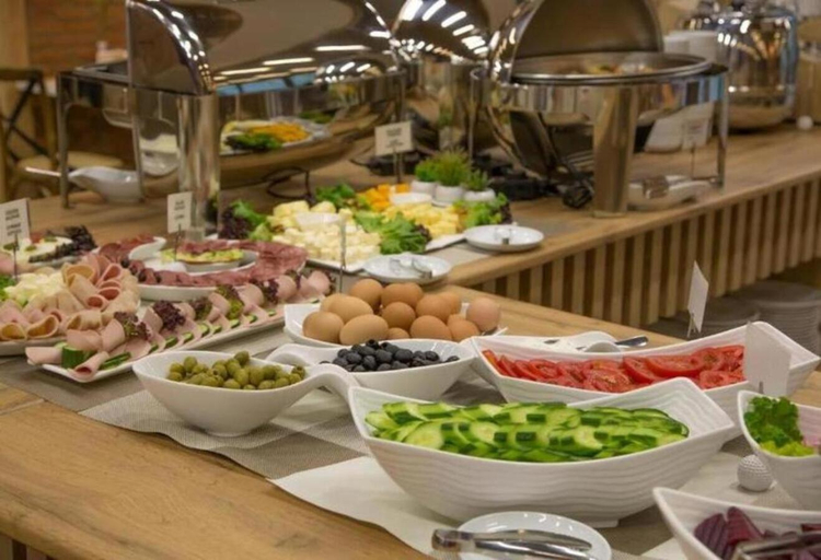 Food & Drinks, Crown Villa Bakuriani, Borjomi