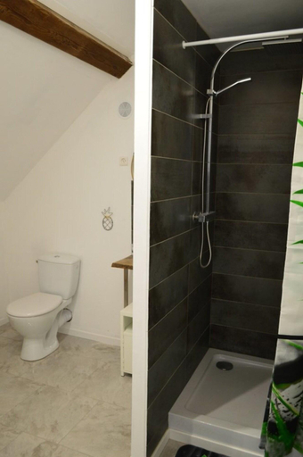 Bathroom 4, Escalh Events, Somme