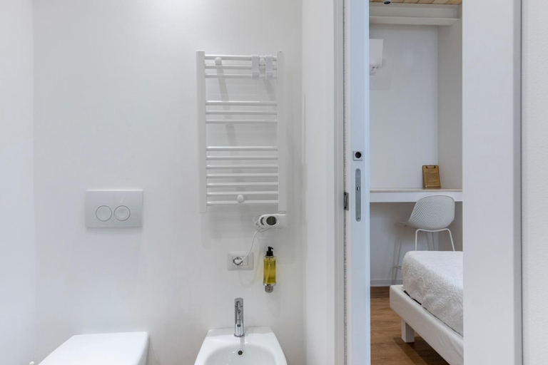 Bathroom 2, In centro da Viola - Eco Design Rooms, Olbia-Tempio