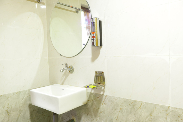 Bathroom 4, TRPOTEL SUBMANGAL, Gwalior