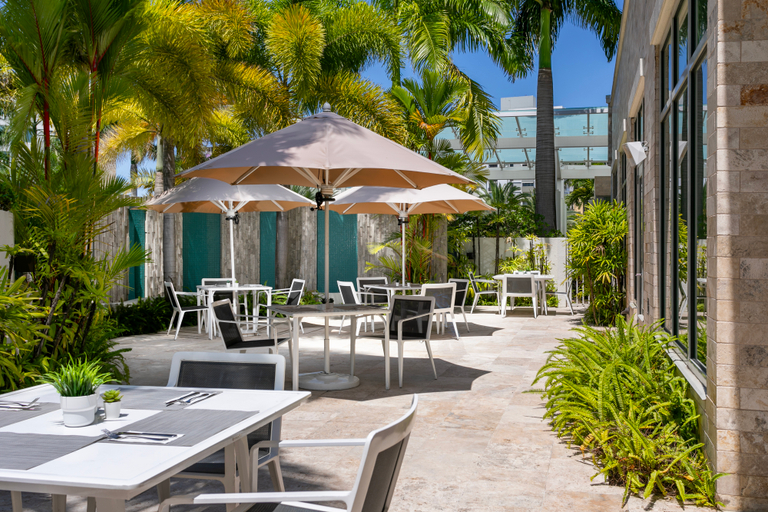 Food & Drinks 5, Hyatt Place San Juan