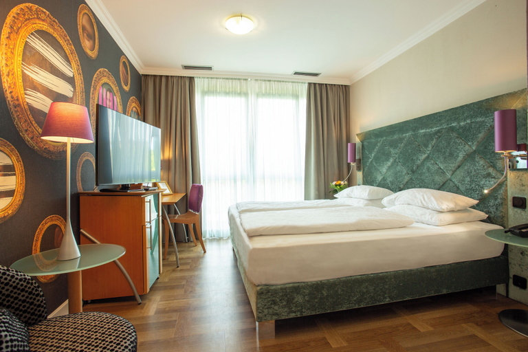 Bedroom 3, Classic Hotel Harmonie, Köln