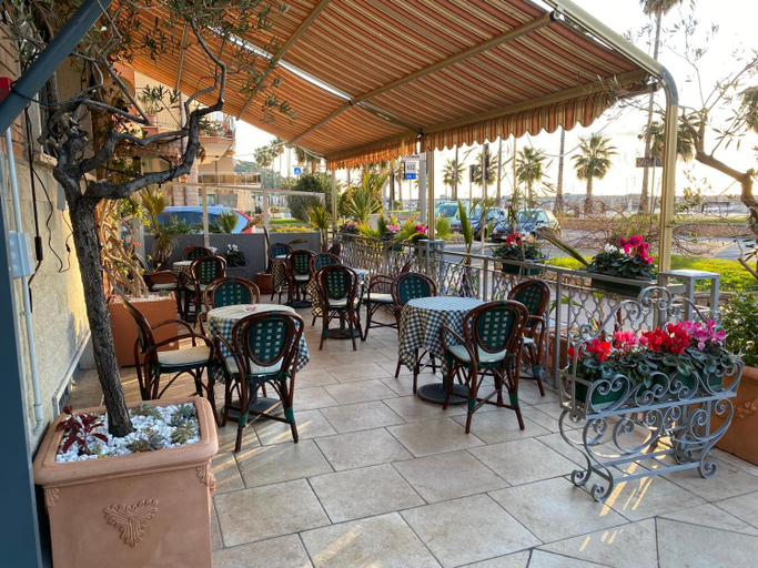 Food & Drinks 4, Hotel Moresco, Savona