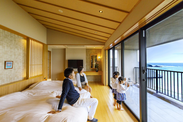 Bedroom 3, Umino Ryotei Okinawa Nakamasou, Onna