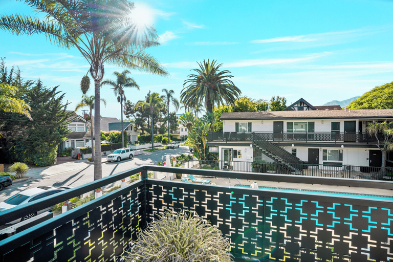 Exterior & Views 2, Pacific Crest Hotel Santa Barbara, Santa Barbara