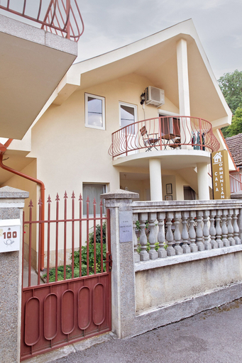 Exterior & Views 2, Casa Ormenisan, Sanmartin