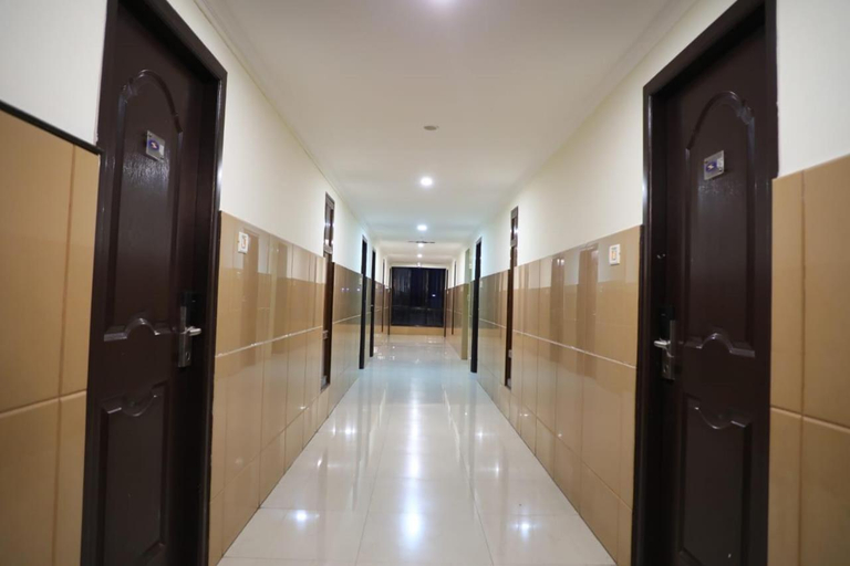 Others 2, Hotel Shrie Shaanth, Salem