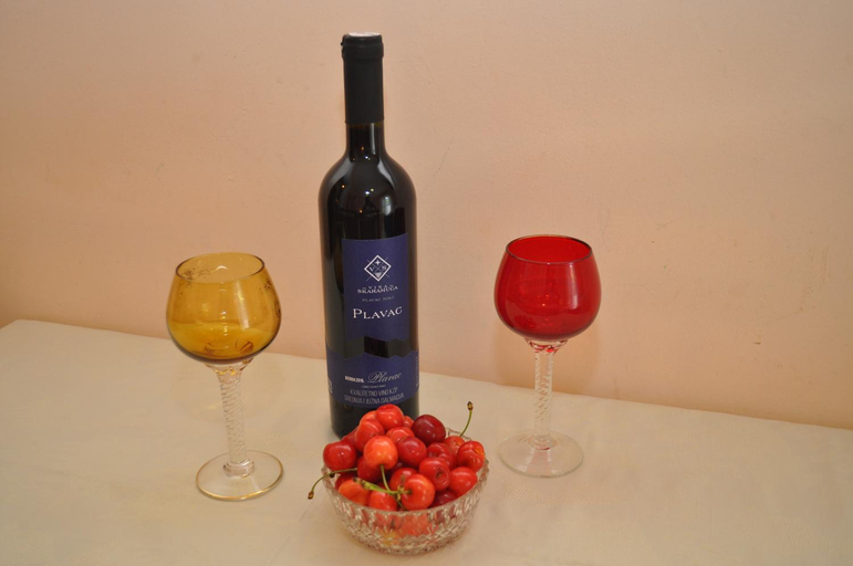 Food & Drinks 4, Apartments Ljubica, Makarska